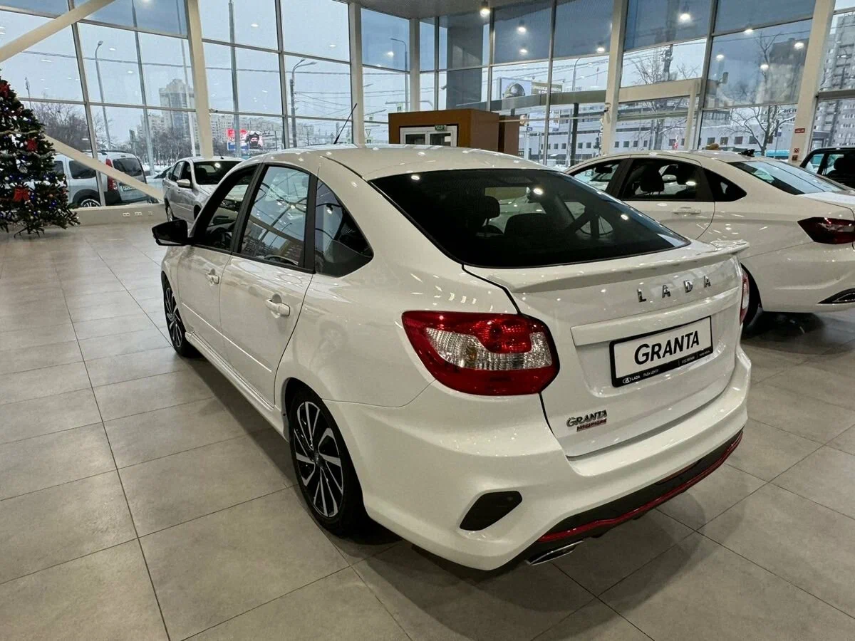 Lada Granta Sport Лифтбек в Москва - фото №4
