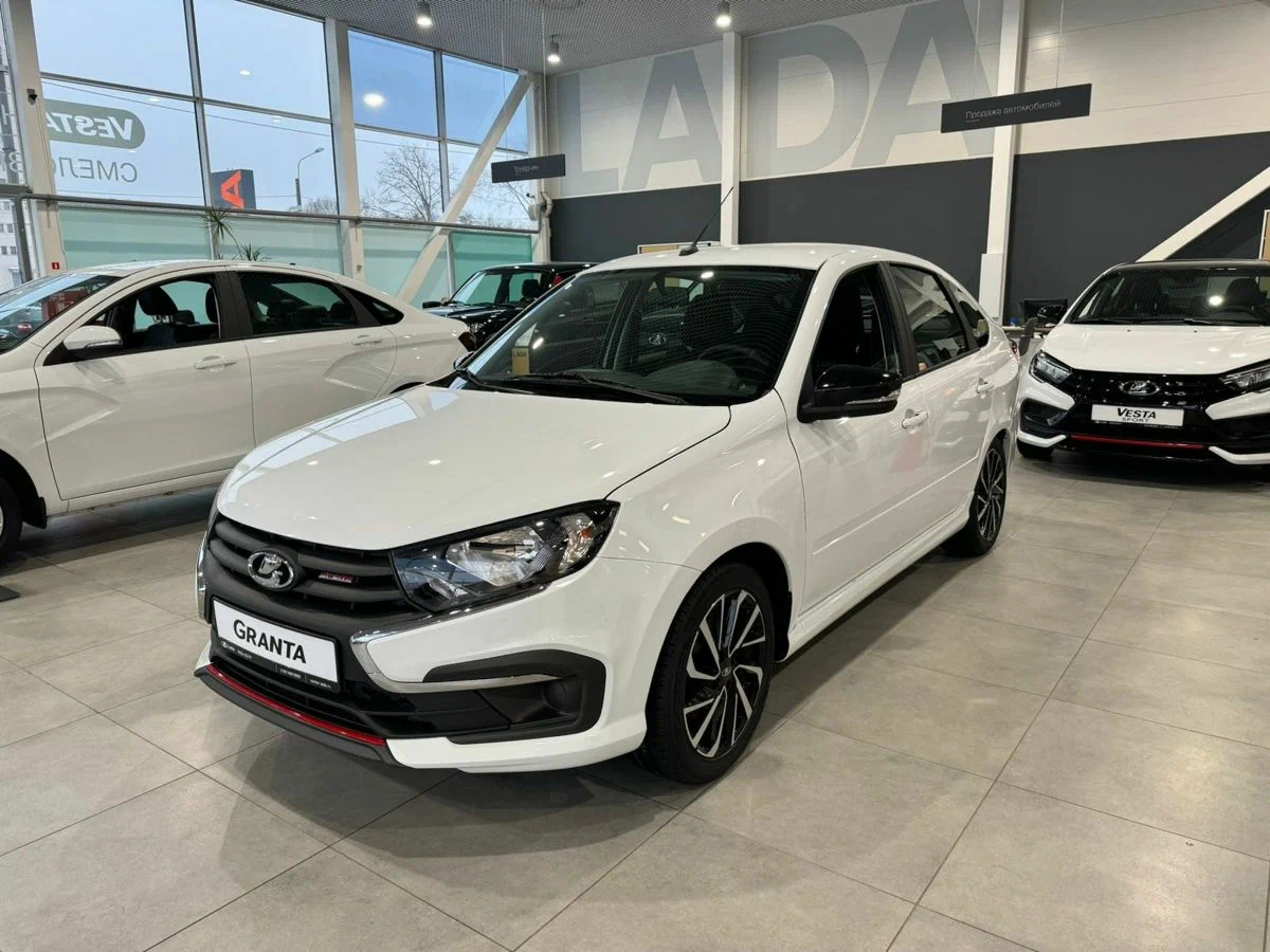 Lada Granta Sport Лифтбек в Москва - фото №2